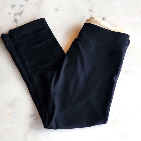 Lorna Jane Cropped Cut Up Knee Leggings Women's Size X-Small - Picture 13 of 13